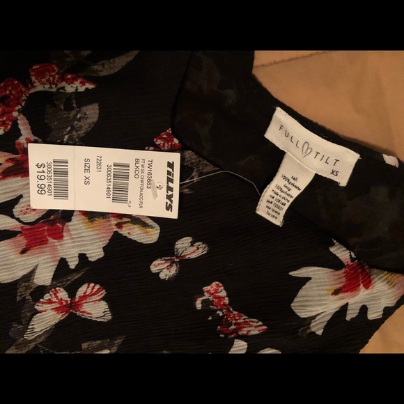 Floral Chiffon Spaghetti Strap Top - Picture 2 of 2